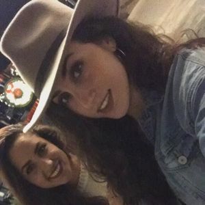 Meet your Posher, Gabrielle